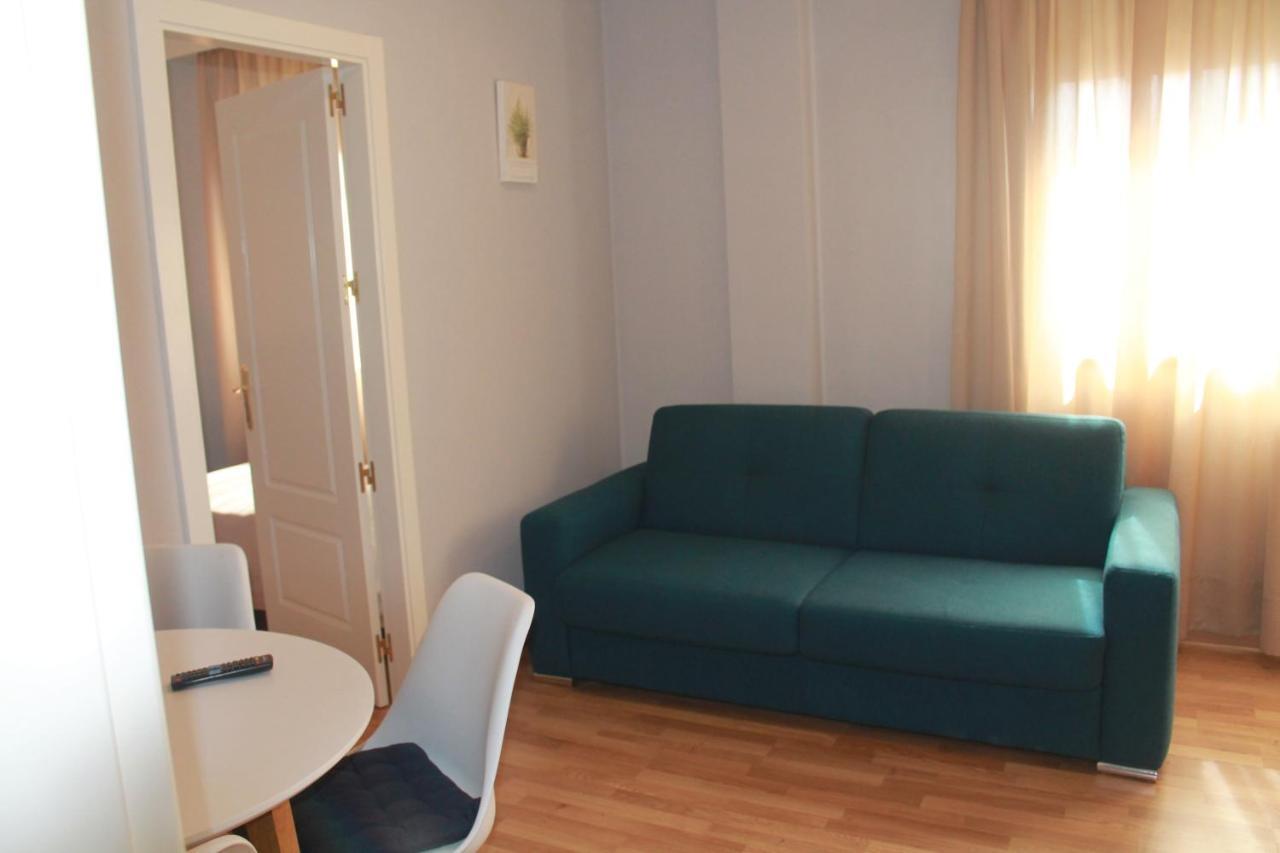 Hotel Torre Del Oro La Rinconada ภายนอก รูปภาพ