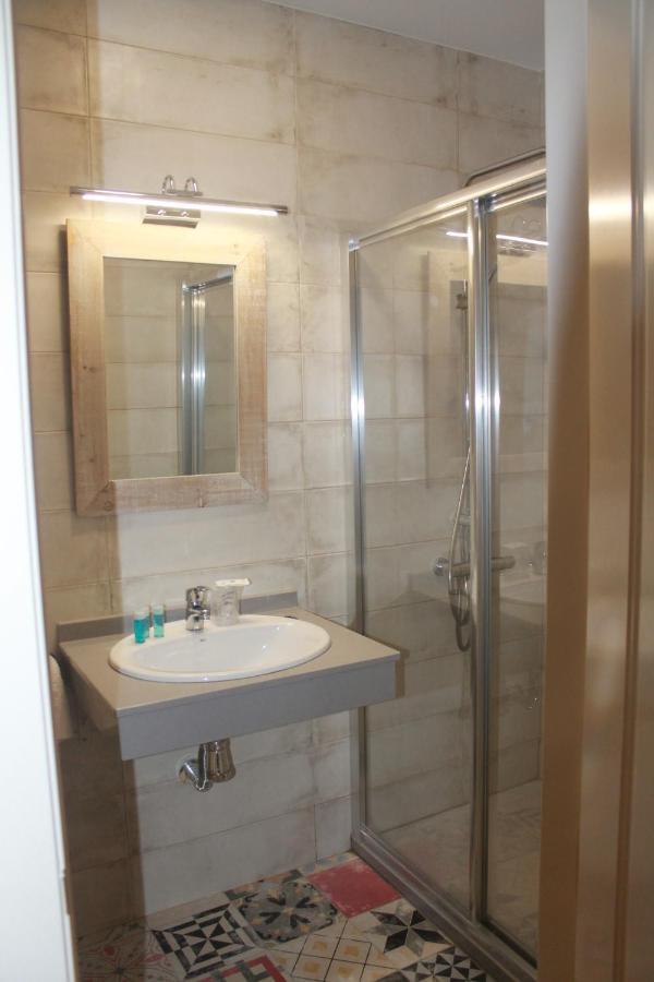 Hotel Torre Del Oro La Rinconada ภายนอก รูปภาพ